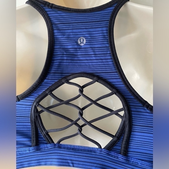 Lululemon Blue Black Stripe Racerback Sports Bra Size 6 - Picture 6 of 8